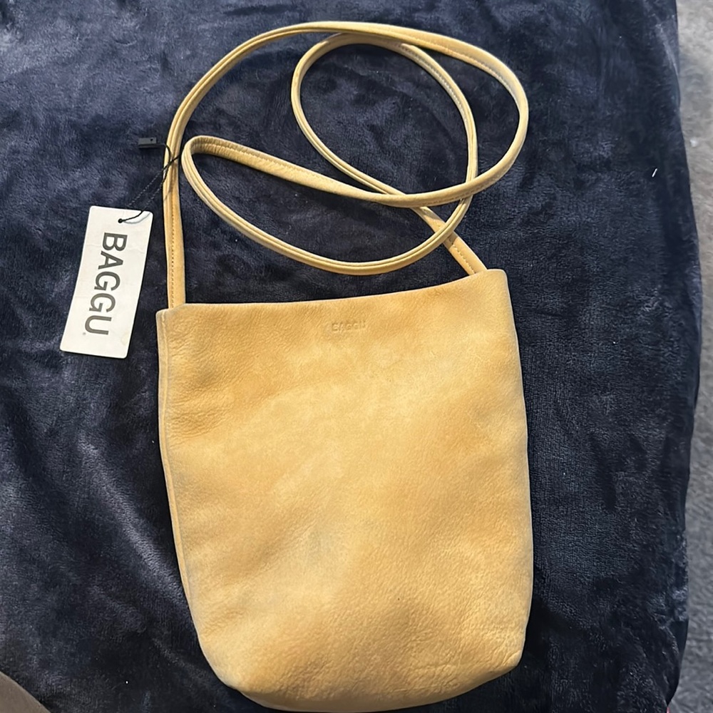 Nwt Baggu Cross Body Purse Leather Warm honey